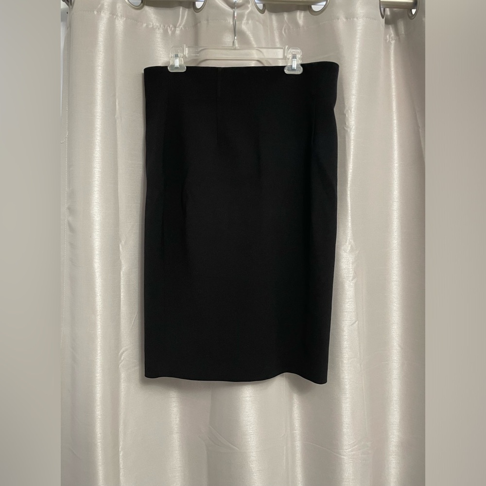 Femme de Carrière Black Pencil Skirt – Size 42